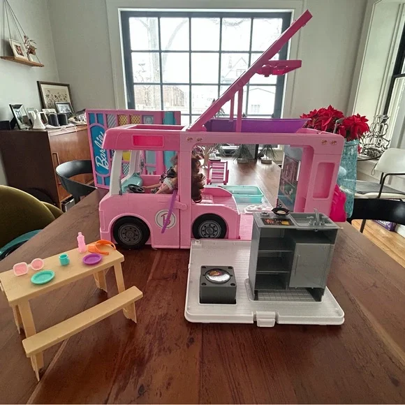Barbie Pink Camper Van with Accessories - Picture 4 of 4